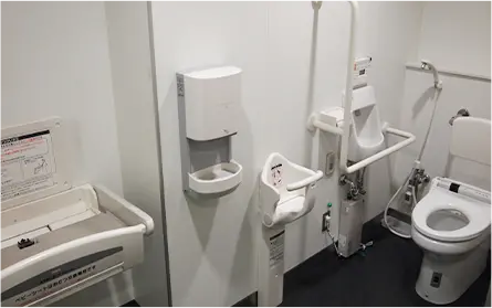 多目的トイレ